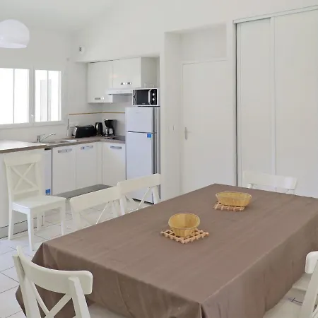 Oceane-1 By Interhome